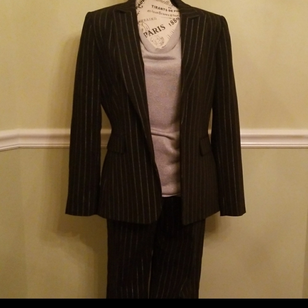Tahari Pantsuit